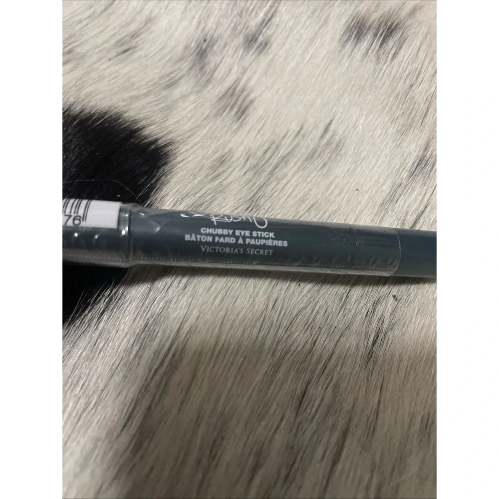 NEW! Victoria's Secret BEAUTY RUSH‎ CHUBBY EYE STICK SEALED *Discontinued* Blue